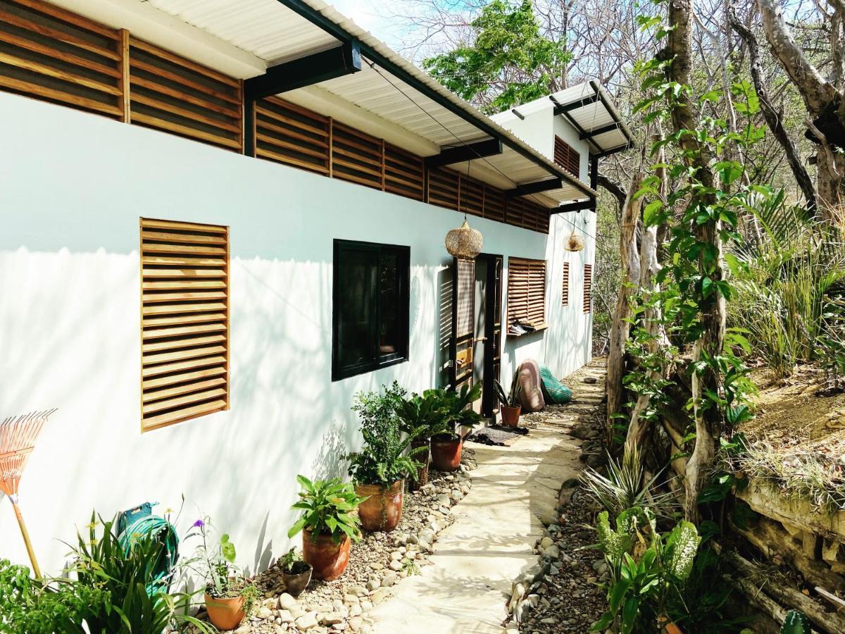 Villa Nosotros Playa Maderas - Surf House & Casitas Extérieur photo